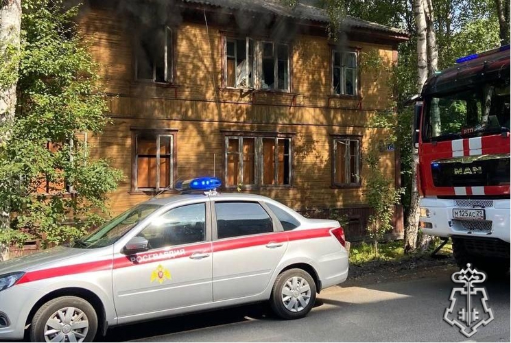 Архангельские росгвардейцы обеспечили общественный порядок во время тушения пожара