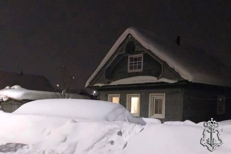 В Няндоме сотрудники Росгвардии задержали домушника, прятавшегося от них под кроватью  