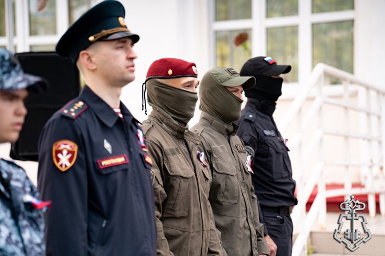 В Архангельске представители Росгвардии приняли участие в мероприятиях, посвящённых Дню России
