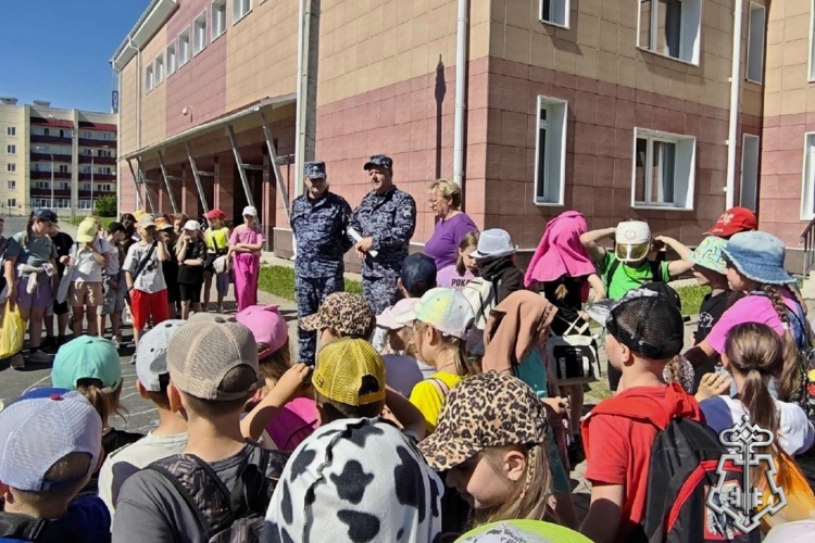 В Мирном провели мероприятие акции «Каникулы с Росгвардией»
