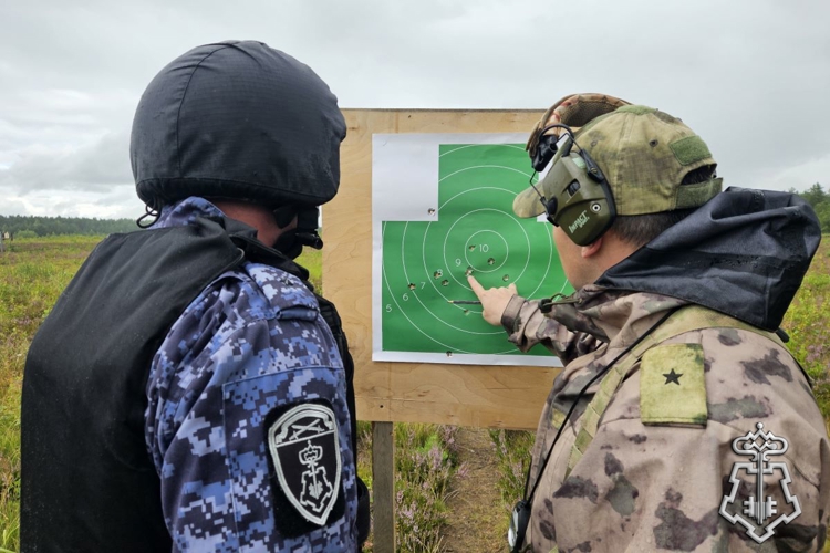 Команда УВО Росгвардии по Архангельской области стала второй на окружном этапе всероссийского конкурса профмастерства