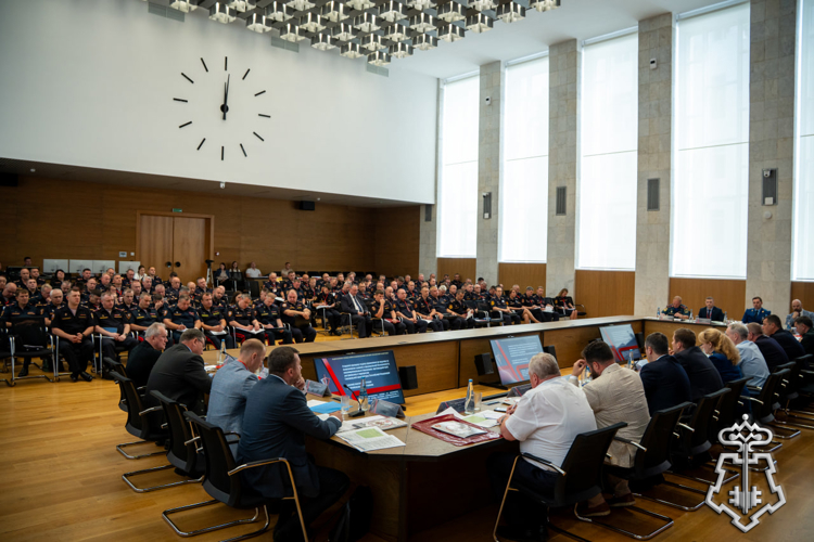 Руководитель управления вневедомственной охраны Росгвардии по Архангельской области принял участие во Всероссийском совещании-семинаре в Нижнем Новгороде.