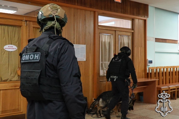 В Поморье перед Единым днем голосования Росгвардия проверила избирательные участки