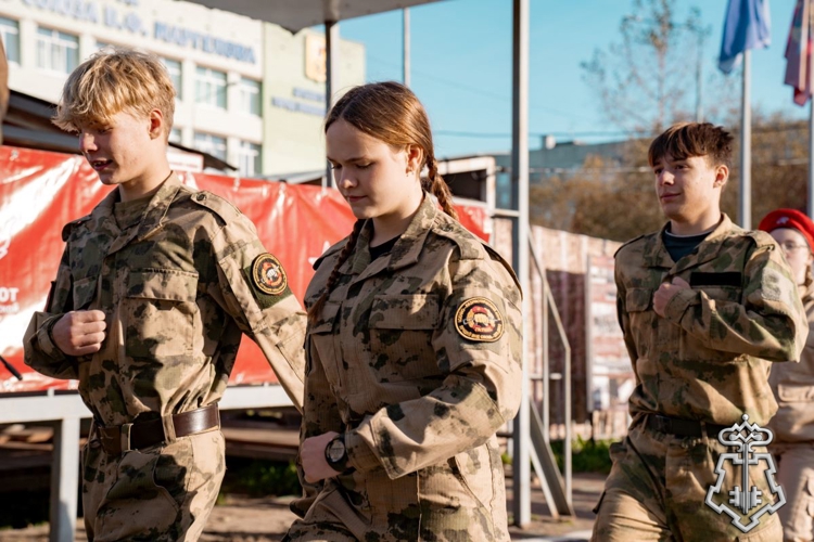 В Архангельске прошла масштабная военно-спортивная игра «В зоне особого внимания», посвящённая 10-летию Росгвардии