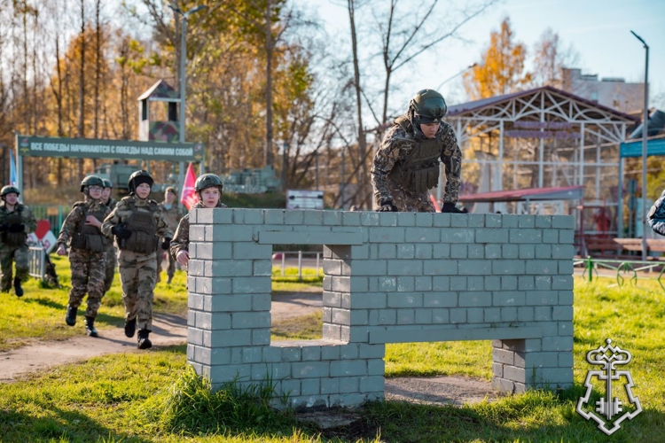 В Архангельске прошла масштабная военно-спортивная игра «В зоне особого внимания», посвящённая 10-летию Росгвардии
